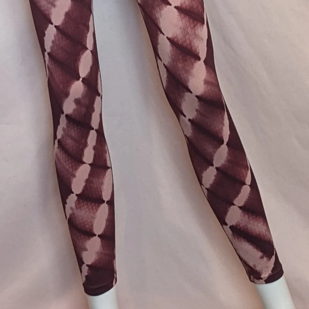 PINK Victoria's Secret Seamless High Waist 7/8 Ruby Tie Dye Tights size XS